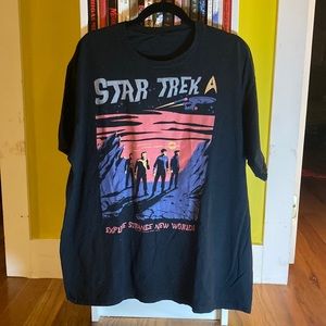 Star Trek tee